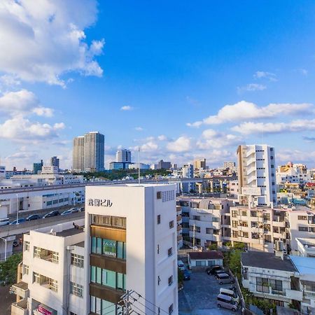 Готель Mr. Kinjo In Sakaemachi Наха Екстер'єр фото